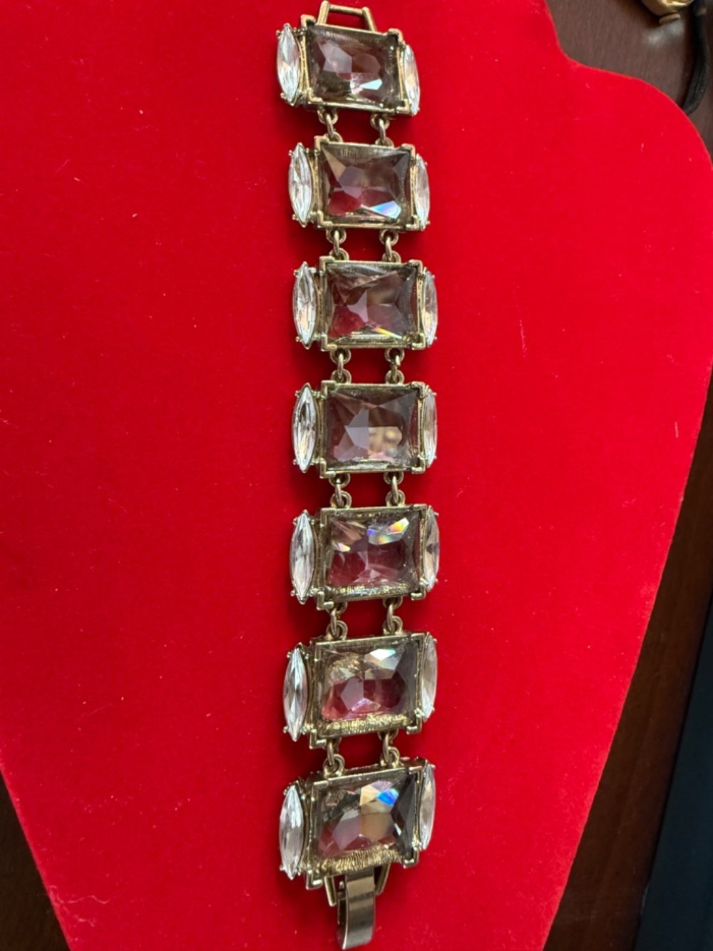 1950's CHUNKY BRACELET 7 INCHES RHINESTONES